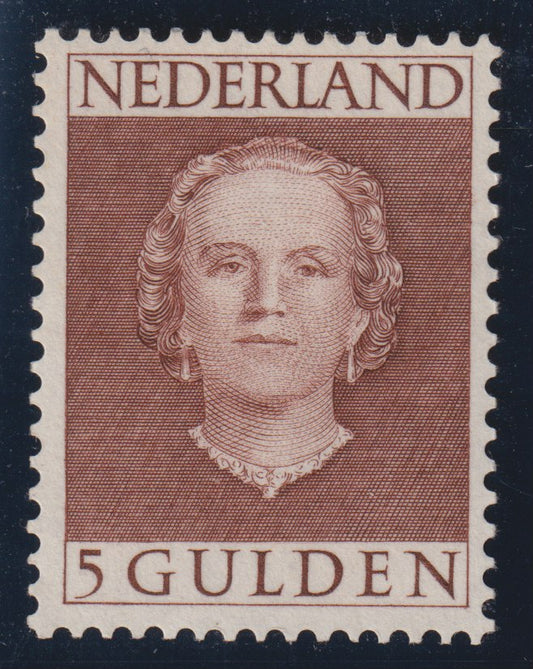 1949  KONINGIN JULIANA  en face ,  5 Gulden postfris